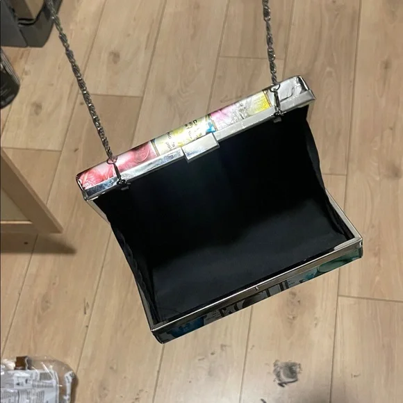 Colorful Y2K Magazine Print Clutch - Picture 3 of 4